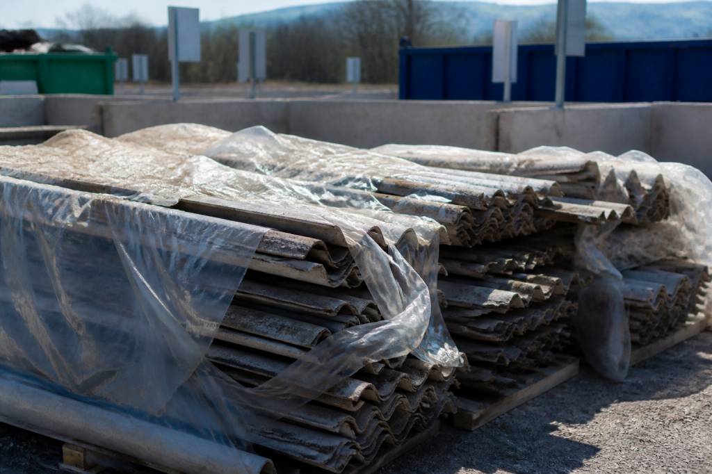 Déchetterie amiante : où déposer vos déchets en toute sécurité