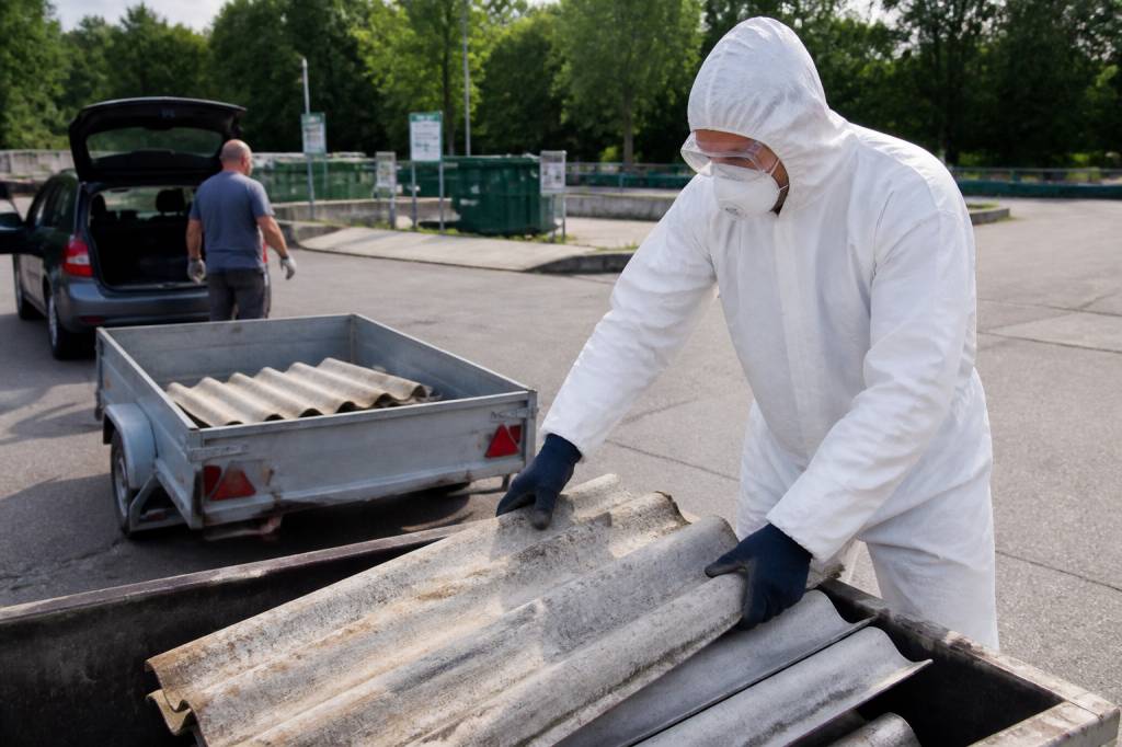Amiante en dechetterie : comment déposer ses déchets en toute sécurité
